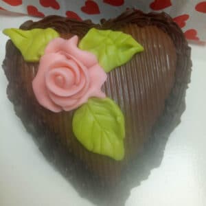 hart met marsepein roos